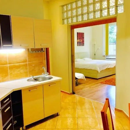 Kaz7 Kazinczy Budapešť